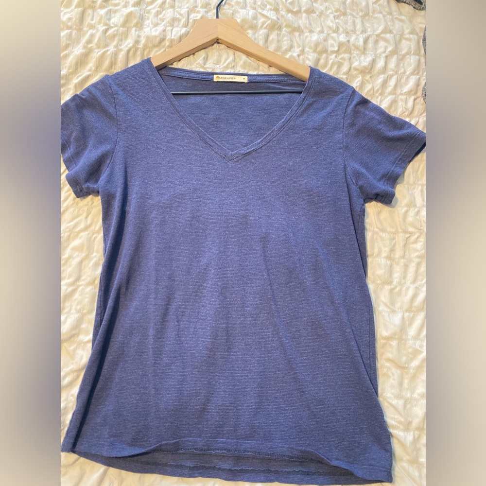 Marine Layer Size M Blue V Neck Tee